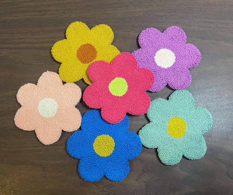 Flower Mug Rug | Punch Needle Coaster | Daisy Desk Accessory | College Dorm Decor